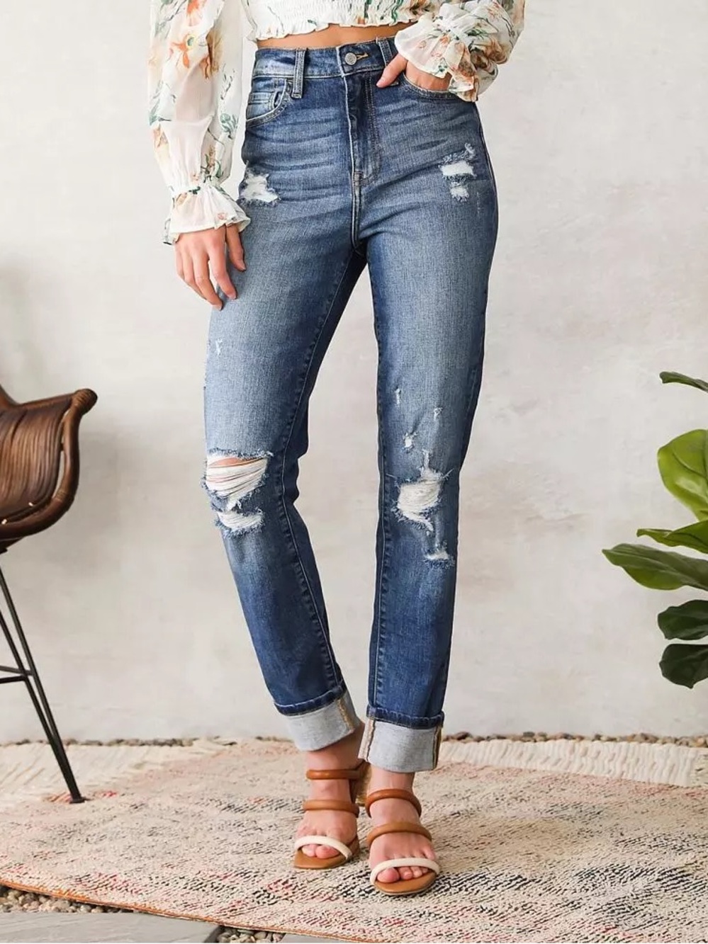 Buckle Distressed Boyfriend Jeans - Blue